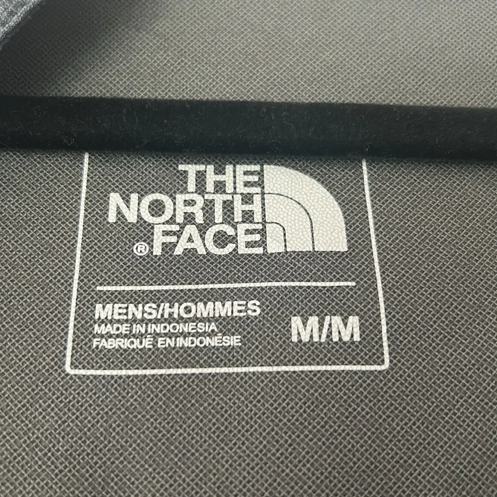 The North‎ Face HyVent Full-Zip Waterproof Shell Jacket- size Medium Men’s